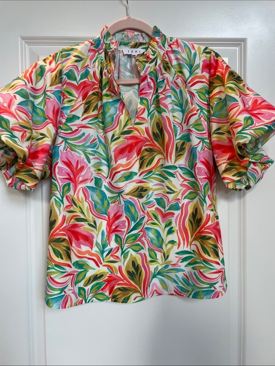 THML Tops - THML Multicolor Floral Short Sleeve Blouse